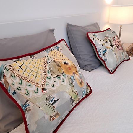 Apartamentos Almirante Hoyos Σεβίλλη Εξωτερικό φωτογραφία