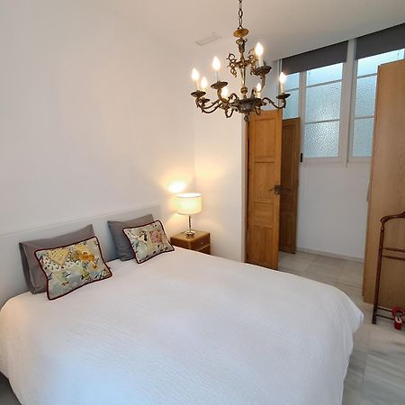 Apartamentos Almirante Hoyos Σεβίλλη Εξωτερικό φωτογραφία