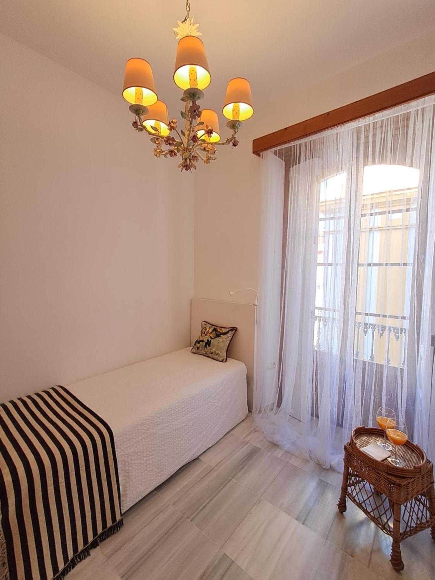 Apartamentos Almirante Hoyos Σεβίλλη Εξωτερικό φωτογραφία