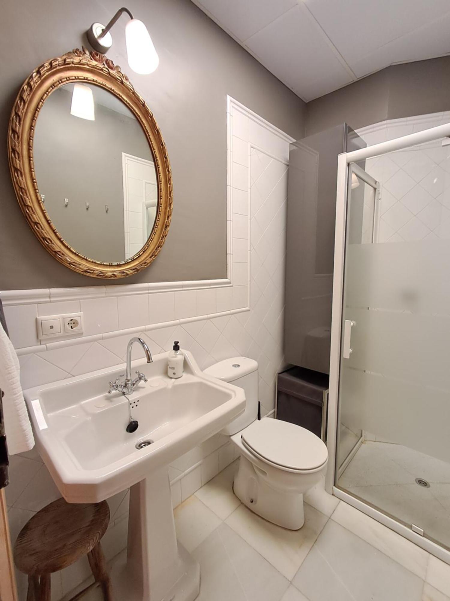 Apartamentos Almirante Hoyos Σεβίλλη Εξωτερικό φωτογραφία