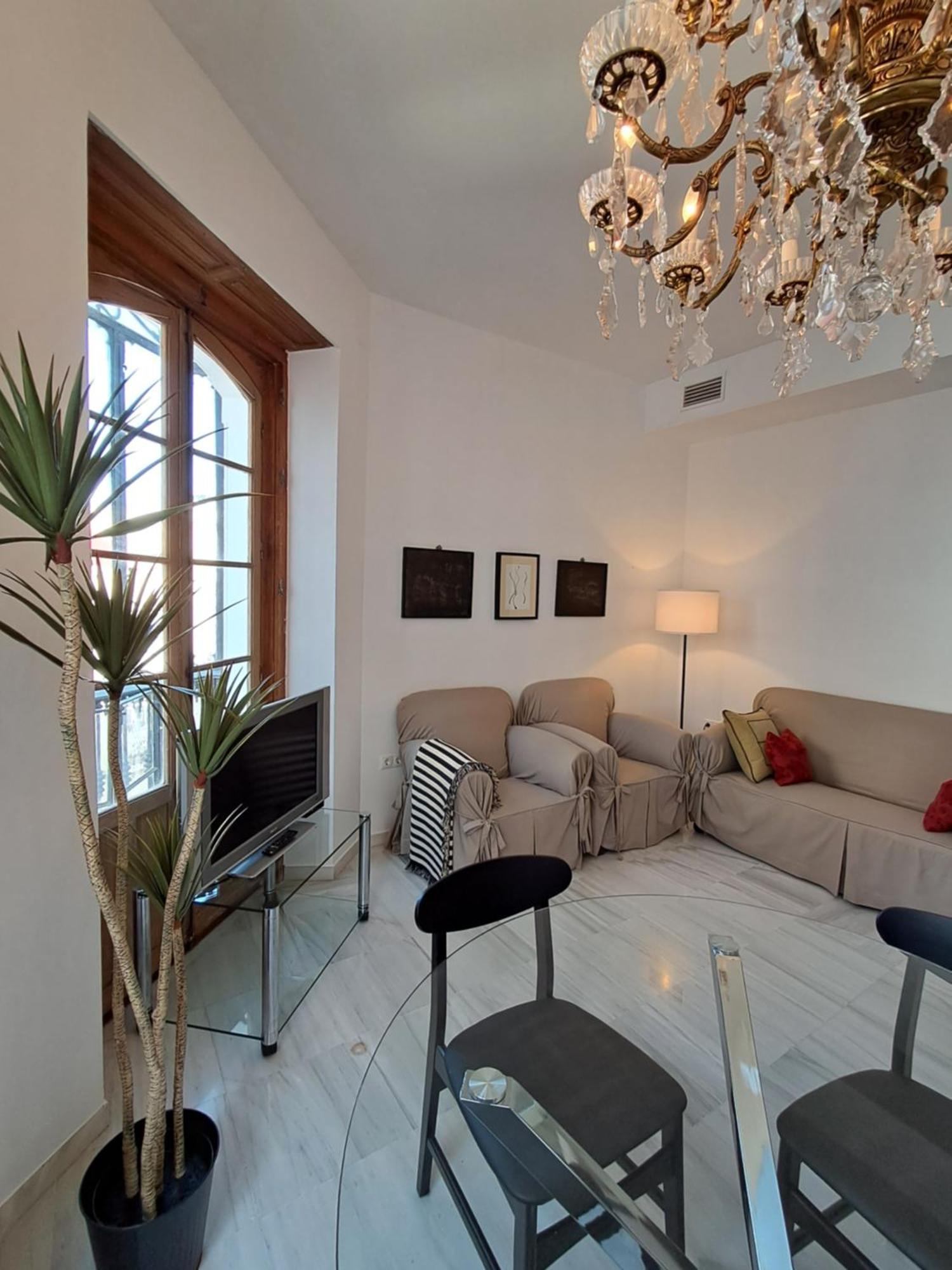 Apartamentos Almirante Hoyos Σεβίλλη Εξωτερικό φωτογραφία